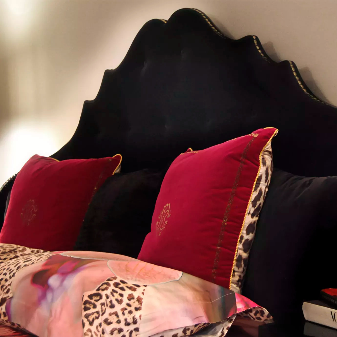 Alexia Bed