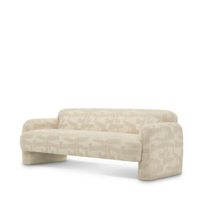Sofa Hernandez