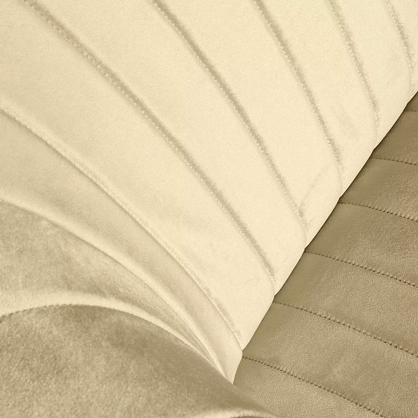 Mia Sofa