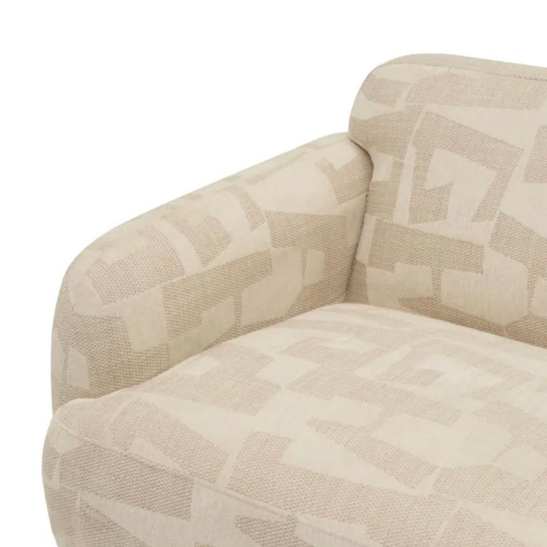 Sofa Hernandez