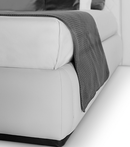CHARLA XL Bed