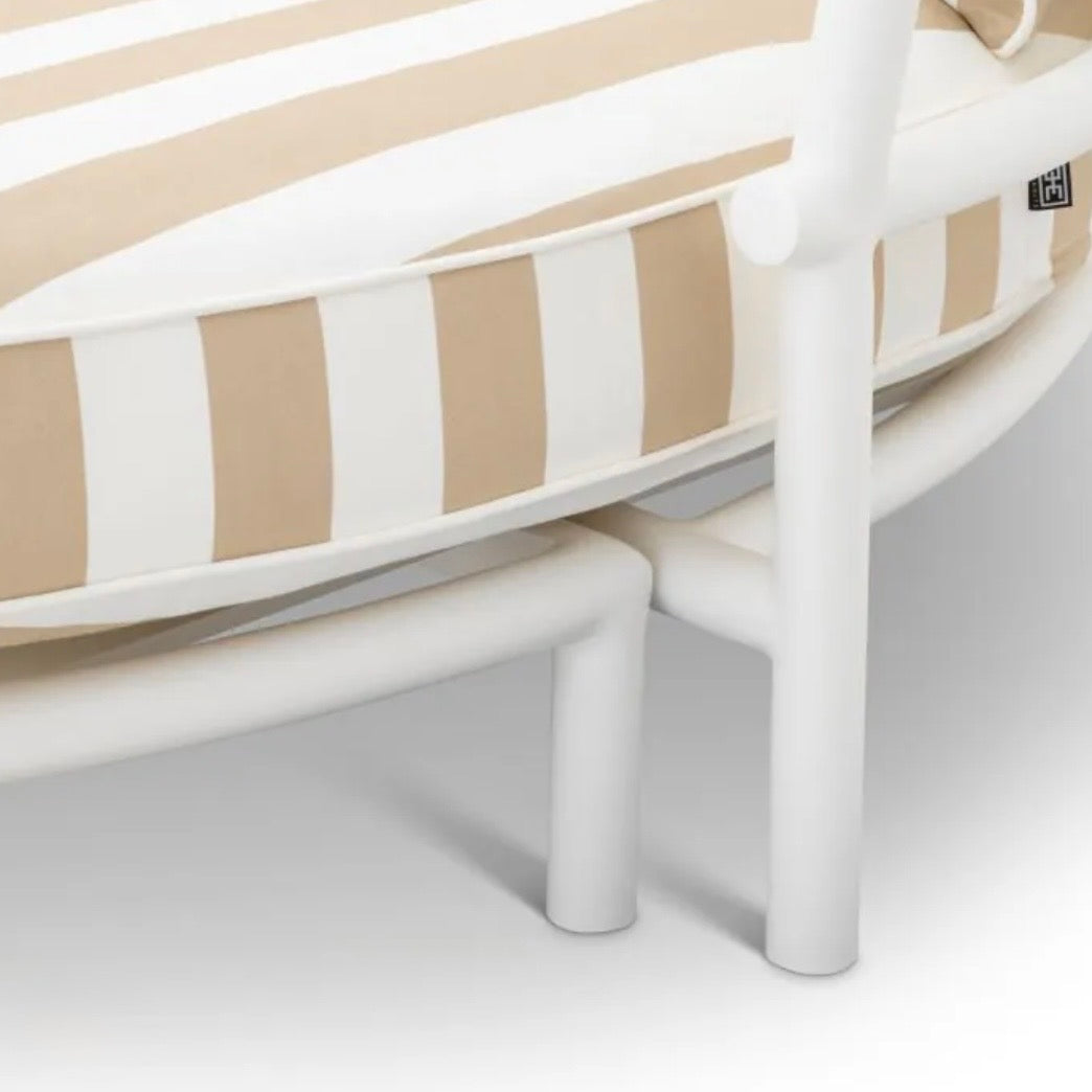 Outdoor Bed Laguno
