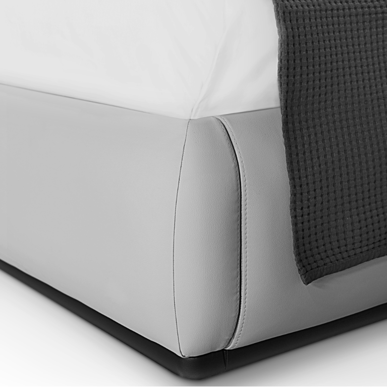 CHARLA XL Bed