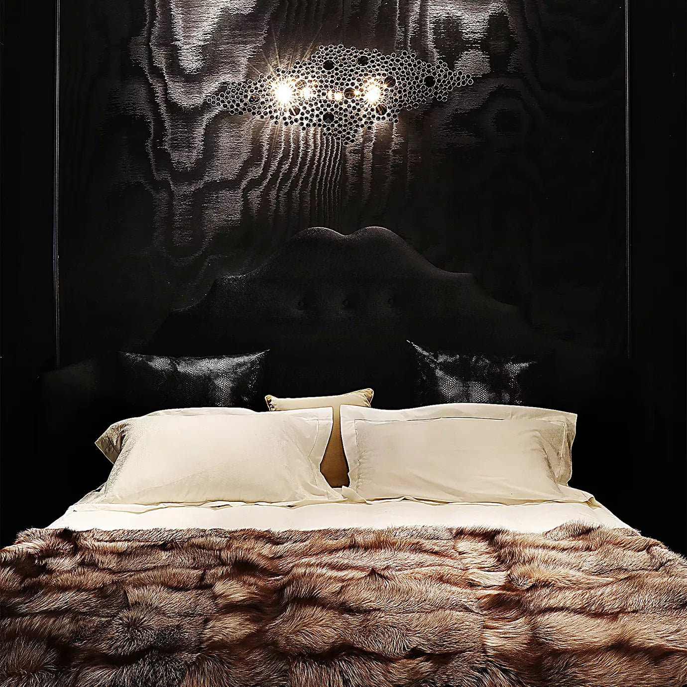 Alexia Bed