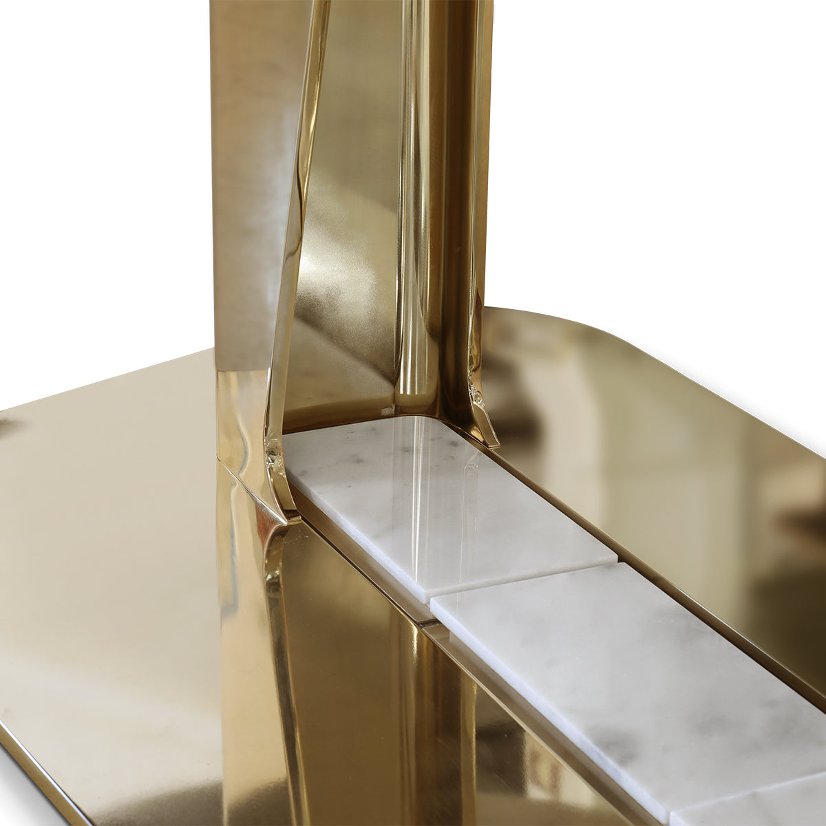 MOOD Dining Table